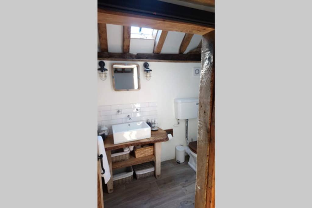 The Dovecote - Unique Self-Contained 1Bed Renovated Barn Villa Сафрън Уолдън Екстериор снимка